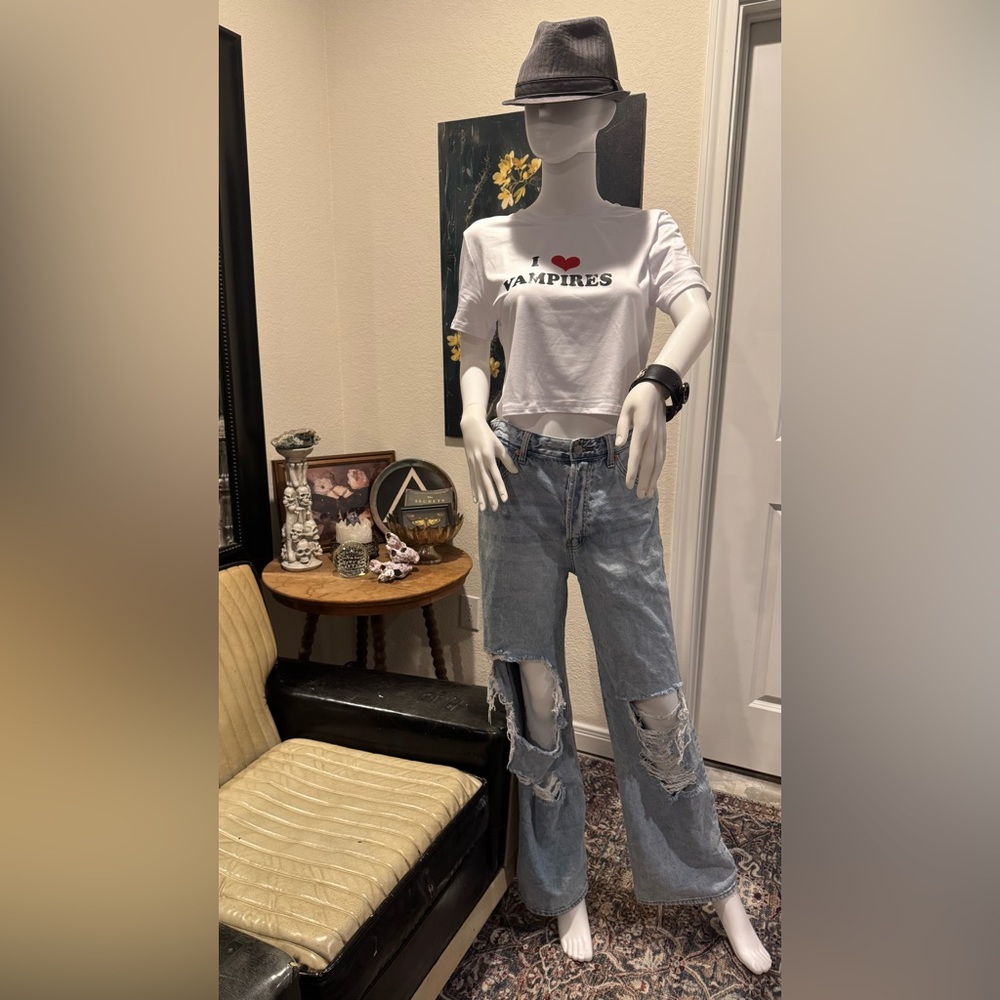 S.o.n.g. Street jeans 9/29 distressed, button fly, wide leg, boyfriend jeans